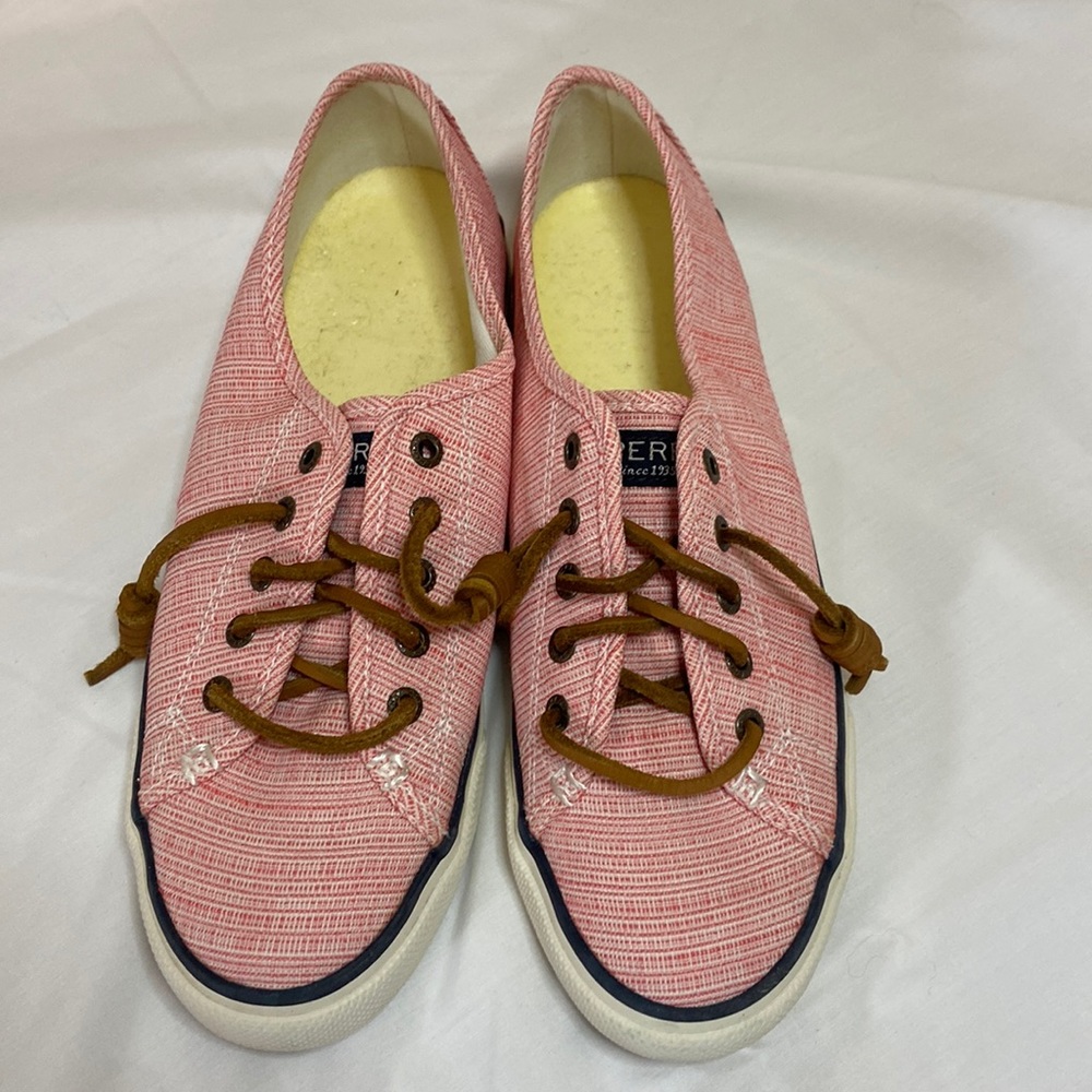 Sperry Women’s Crest VIBE sneaker size 7.5 red